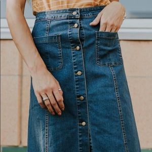 Roolee Denim Midi Skirt Size Small